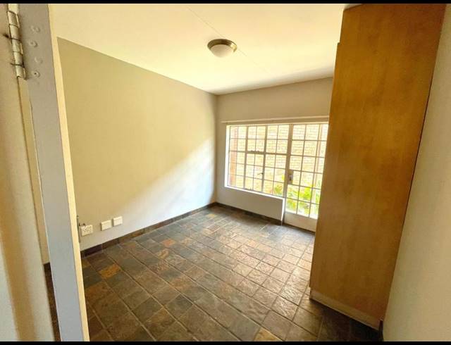 2 BEDROOM APARTMENT FOR SALE IN DASSIE RAND